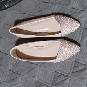 Aldo size 9 flats
